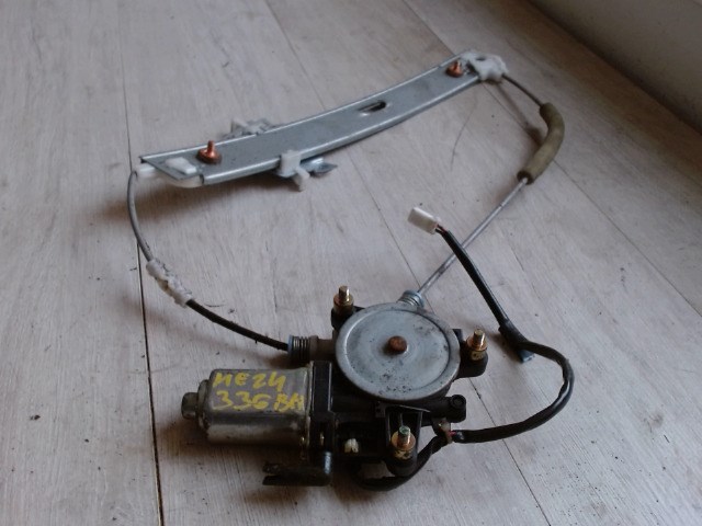 MAZDA MPV 99-05 Bal hátsó ablakemelő szerkezet elektromos 1. kép