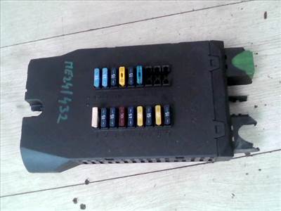 MERCEDES VITO 96- Biztosítéktábla BCM BSI BSM SAM GEM modul Motortér