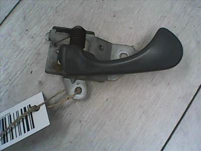 MITSUBISHI LANCER 91-96 Bal első belső kilincs