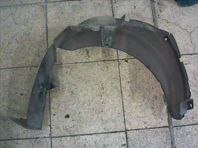 RENAULT LAGUNA 00-05 Bal hátsó kerékjárati dobbetét 