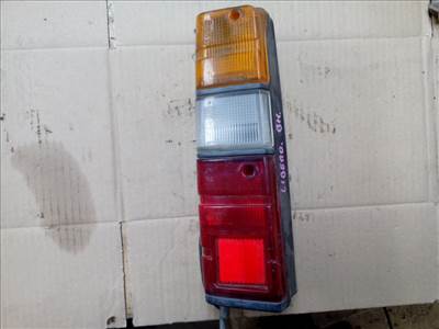 SUBARU LIBERO BAL HÁTSÓ LÁMPA 