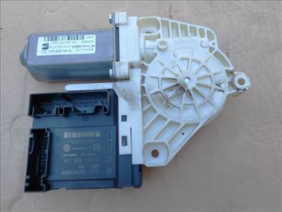 Seat Altea-Leon-Skoda Octavia II ablakemelő motor jobb első 1K0959792M