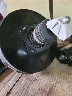 Volkswagen Sharan I, Ford Galaxy Mk1, Seat Alhambra I fékrásegítő  03785833024
