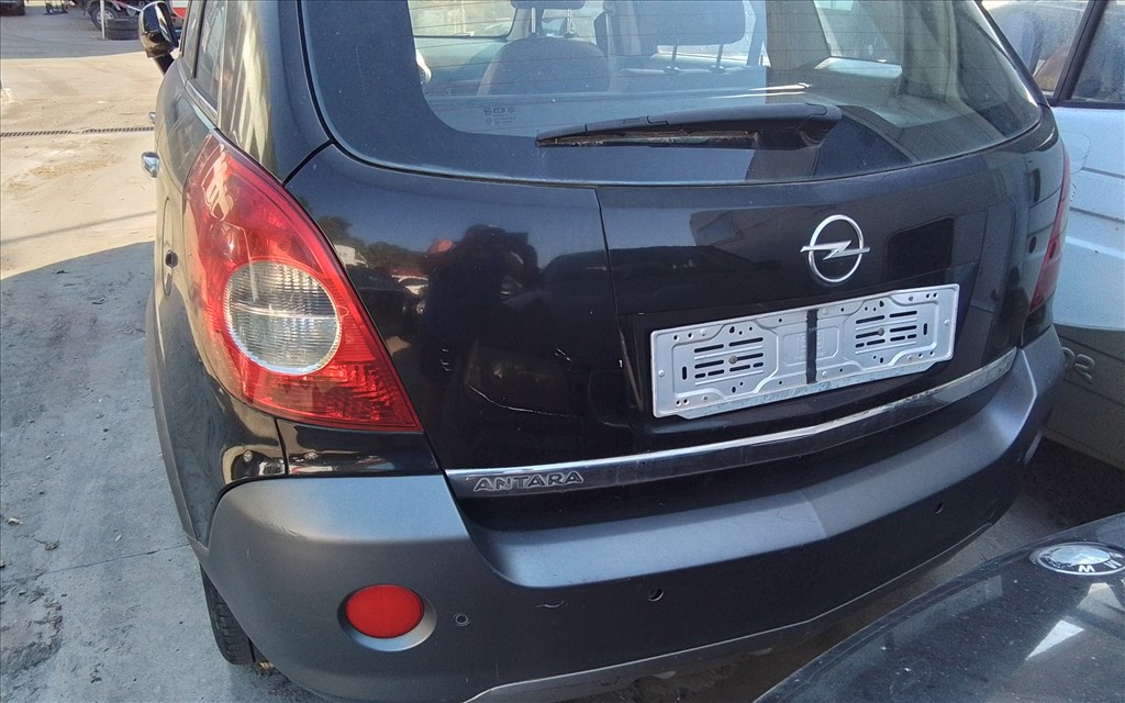 Opel Antara bontott alkatrészei 4. kép
