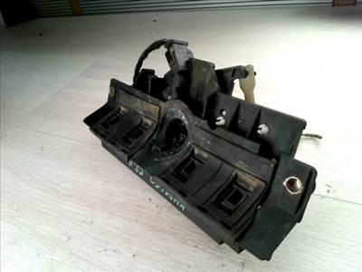 AUDI A3 96-00 Csomagtérajtó dugózár