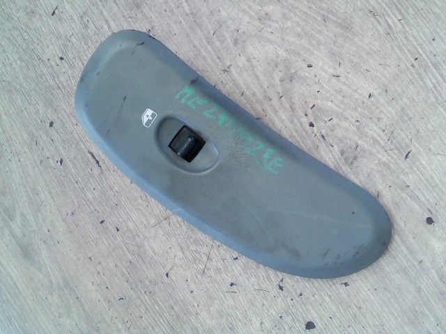 CHRYSLER VOYAGER 01.03-05.01 Jobb első ablakemelő kapcsoló 1. kép