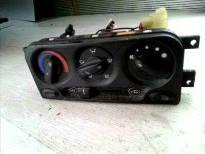 DAEWOO MATIZ 98-01 Középkonzol vezérlőpanel