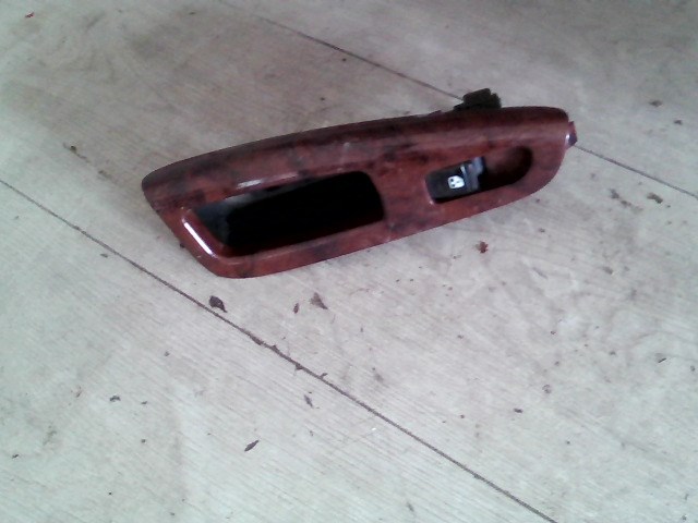 DAEWOO NUBIRA 99-03 Jobb hátsó ablakemelő kapcsoló 1. kép