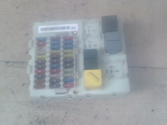 FORD FOCUS 98-04 Biztosítéktábla BCM BSI BSM SAM GEM modul Utastér 1. kép