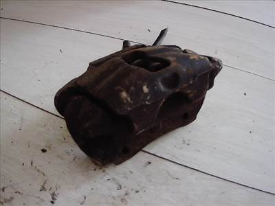 LADA SAMARA Jobb első féknyereg munkahengerrel