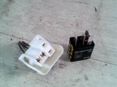 MAZDA 2 03.04-07.11 Relé