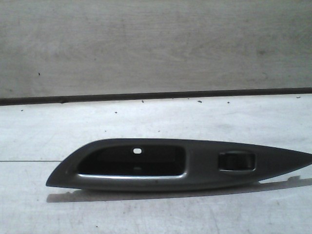 MAZDA 6 02-05 Bal hátsó ablakemelő kapcsoló 1. kép