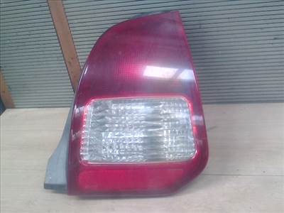 MITSUBISHI COLT 98-03 Jobb hátsó lámpa