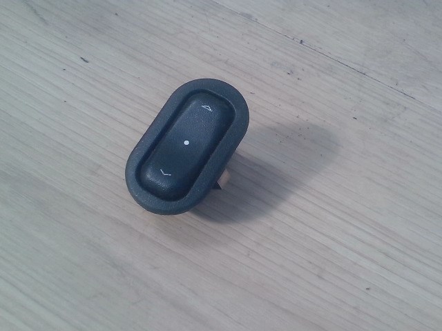 OPEL Zafira 98.09.01-05.08.31 Bal hátsó ablakemelő kapcsoló 1. kép