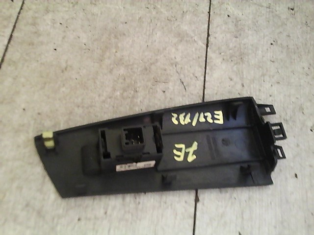 TOYOTA Corolla (E120) 2002.01.01-2004.05.31 Jobb első ablakemelő kapcsoló 1. kép