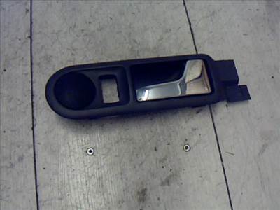 VOLKSWAGEN passat 96.10-00.10 b5 jobb hátsó belső kilincs
