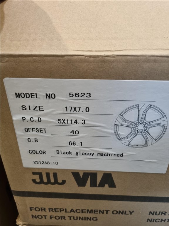  5x114.3 lyukosztású 7JJ 17" új alufelni 3. kép