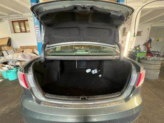 TOYOTA AVENSIS lépcsőshátú (ZRT27, ADT27) Csomagtér Tálca