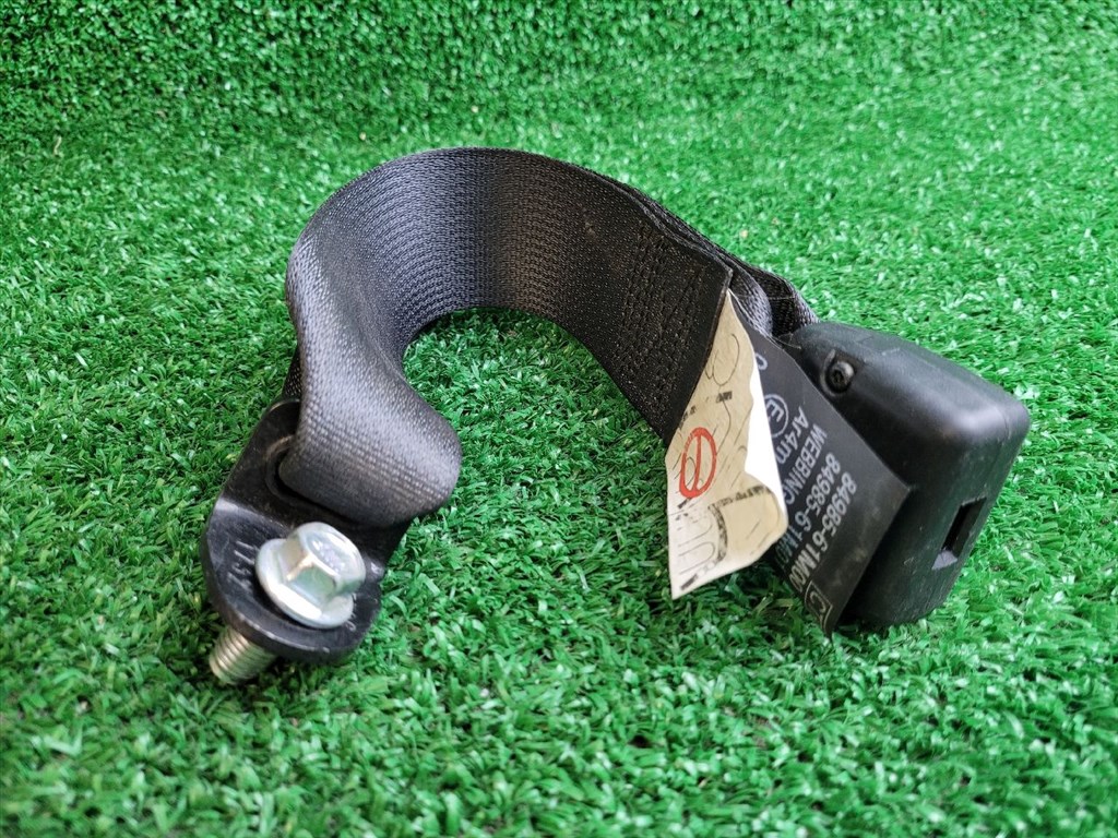 SUZUKI SX4 S-Cross II Hátsó középső Biztonsági Öv Csat 8498561M00 8498561m01 5. kép