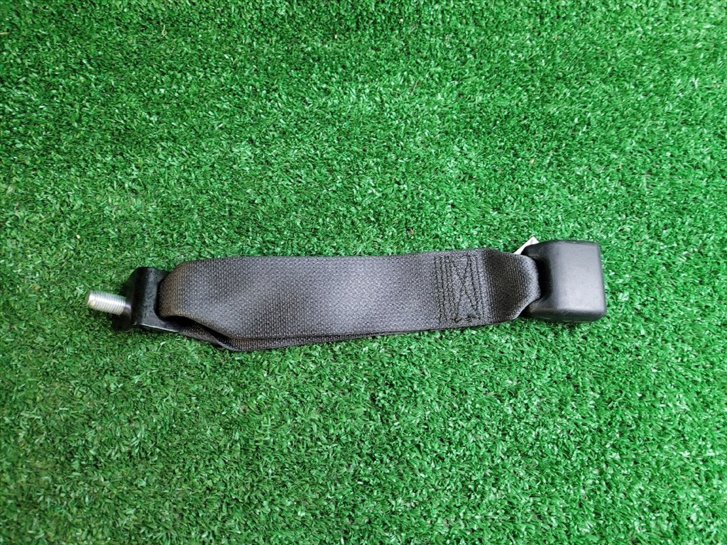 SUZUKI SX4 S-Cross II Hátsó középső Biztonsági Öv Csat 8498561M00 8498561m01 6. kép