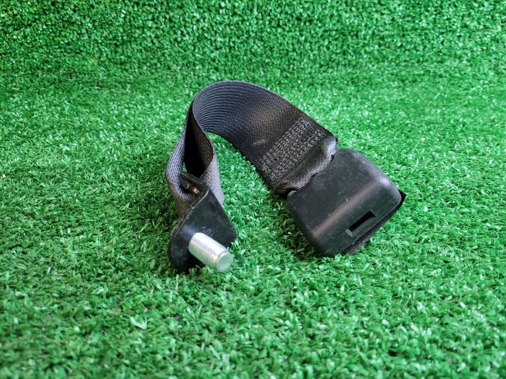 SUZUKI SX4 S-Cross II Hátsó középső Biztonsági Öv Csat 8498561M00 8498561m01 7. kép