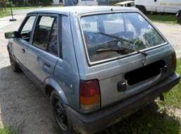 DAIHATSU CHARADE Csomagtérajtó dugózár