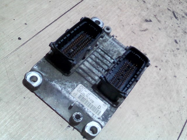 FIAT ALBEA 02.01.01-04.12.31 Motorvezérlő egység ECU PCM modul 1. kép