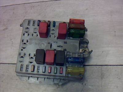 FIAT PUNTO II. Biztosítéktábla BCM BSI BSM SAM GEM modul Motortér