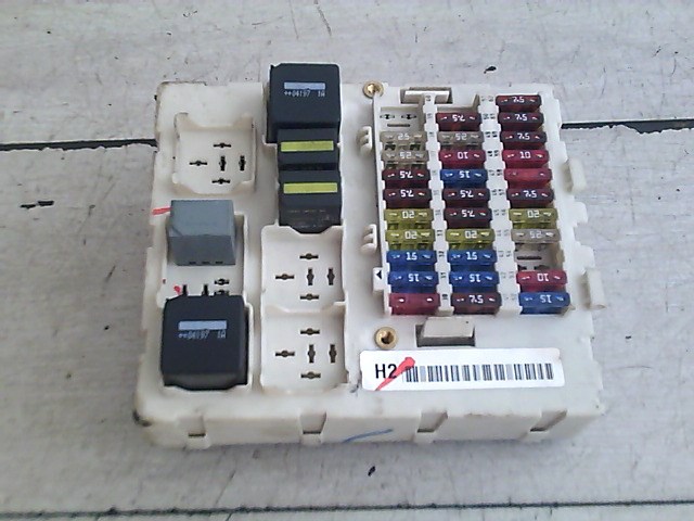 FORD FOCUS 98-04 Biztosítéktábla BCM BSI BSM SAM GEM modul Utastér 1. kép