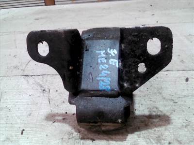 KIA Sorento 2002.08 - 2009.08 Motortartó bak