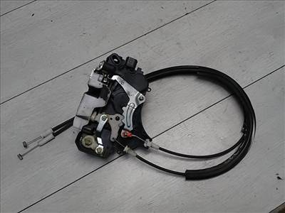 MITSUBISHI COLT 04.04-08.09 Jobb első ajtó zárszerkezet központizáras