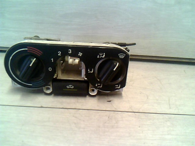 OPEL ASTRA F 91-94 Fűtés vezérlő panel 1. kép