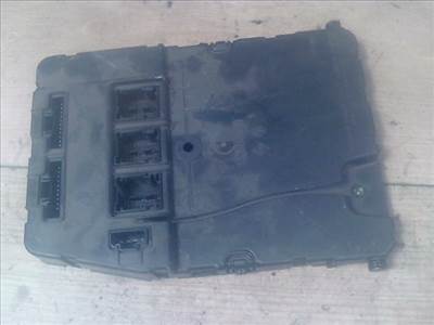 RENAULT MEGANE 02-05 Biztosítéktábla BCM BSI BSM SAM GEM modul Utastér