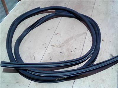 SMART ForTwo Jobb első ajtó kéder gumi