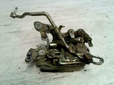 SUZUKI SWIFT 89-96 Bal első ajtó zárszerkezet mechanikus