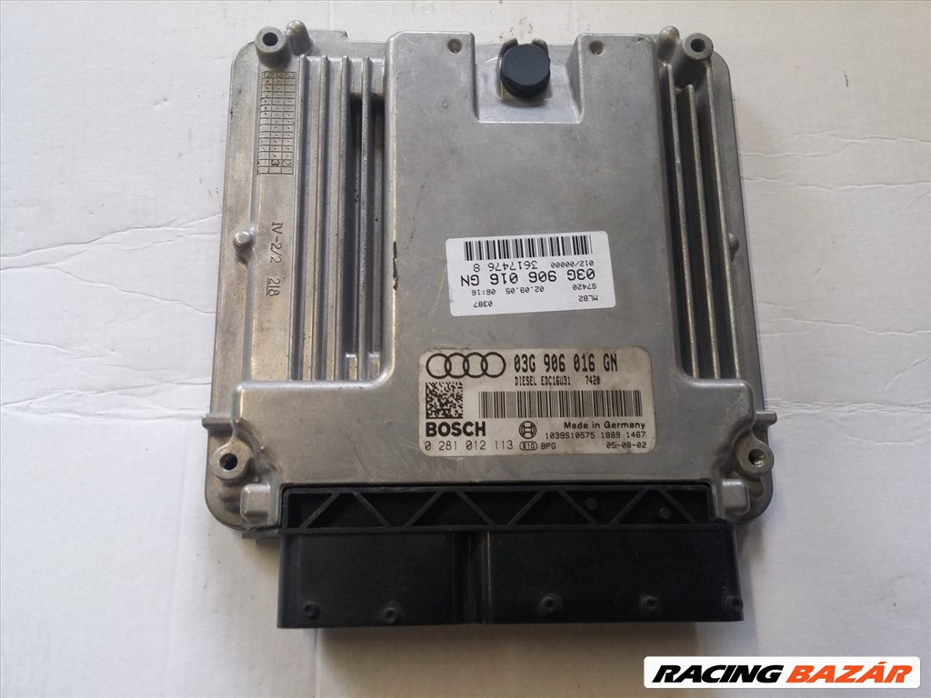 Audi A4 (B6/B7) 2.0 TDI motorvezérlő elektronika  0281012113 1. kép