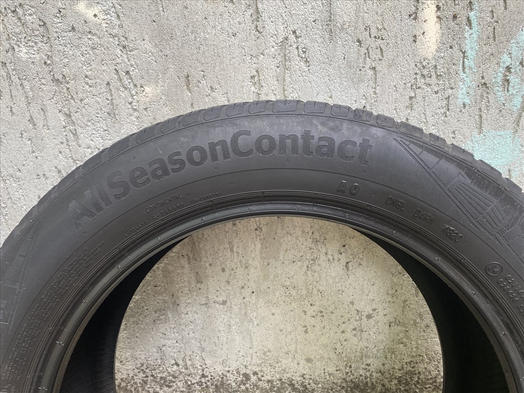  225/5518" használt Continental négyévszakos gumi gumi 4. kép