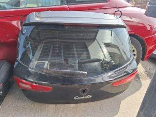 Alfa Romeo Giulietta 1.4 TB 16V ALFA ROMEO GIULIETTA Csomagtérajtó (Részeivel)