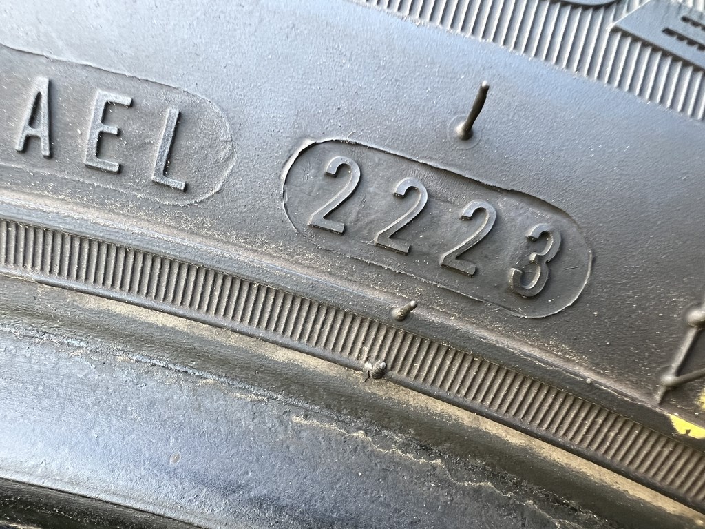 215/55 R17 Nexen NBlue HD Plus nyári gumi 4,5-6mm 5. kép