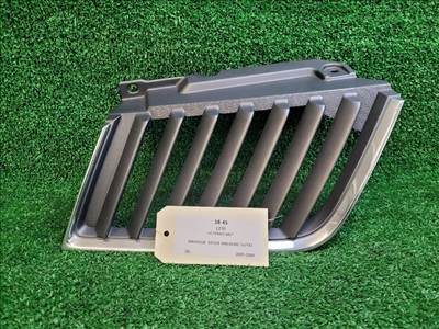 MITSUBISHI L 200 Hűtőrács 142328 mn142328