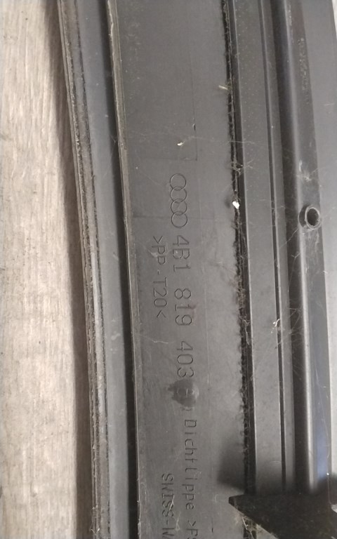 AUDI A6 97-04 Levélrács 1. kép