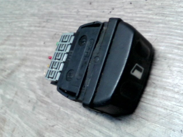 CITROEN XSARA PICASSO -04 Jobb első ablakemelő kapcsoló 1. kép