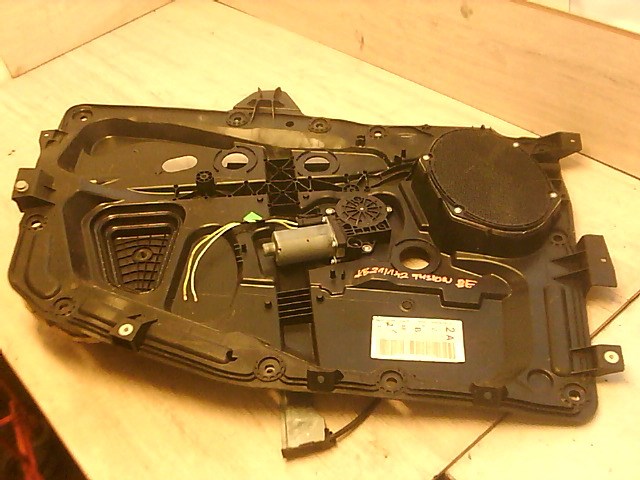 FORD FUSION 05.10.01- Bal első ablakemelő szerkezet elektromos 1. kép