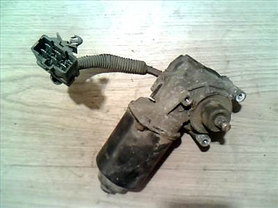KIA PREGIO Ablaktörlő motor első