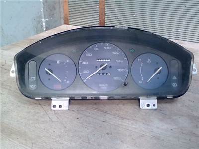 MAZDA 121 90.12.01-96.02.28 Kilóméteróra