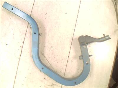 MAZDA 323F 98-04 Csomagtérajtó bal ajtózsanér