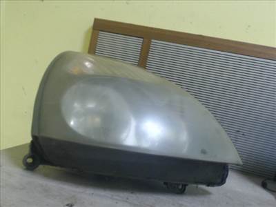 RENAULT CLIO 01-06 Jobb első fényszóró