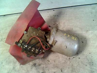 TRABANT 1,1 Ablaktörlő motor első