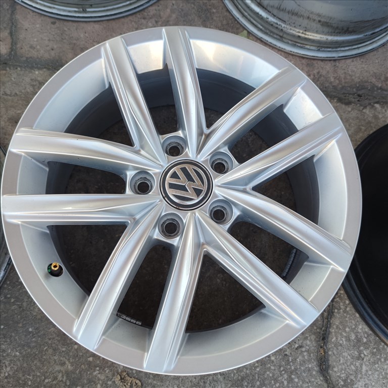 5x112 16 Gyári Volkswagen alufelni 145000ft a 4db/182/ 2. kép