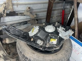 TOYOTA AVENSIS lépcsőshátú (ZRT27, ADT27) Bal Fényszóró 5. kép